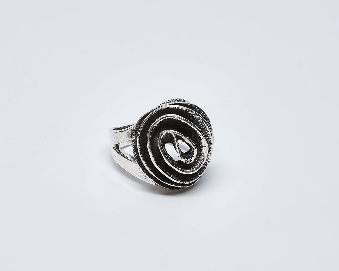 Oxidized Sterling Silver Swirl Ring by Renata Rubio 92.5