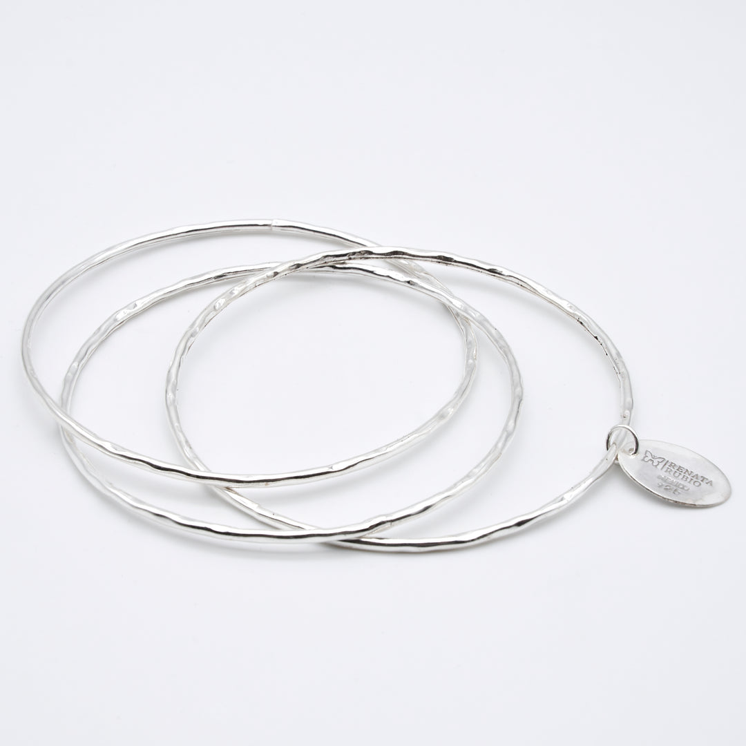 Dalmatian Interlinked Silver Bangle - Renata Rubio 92.5 - BGG174