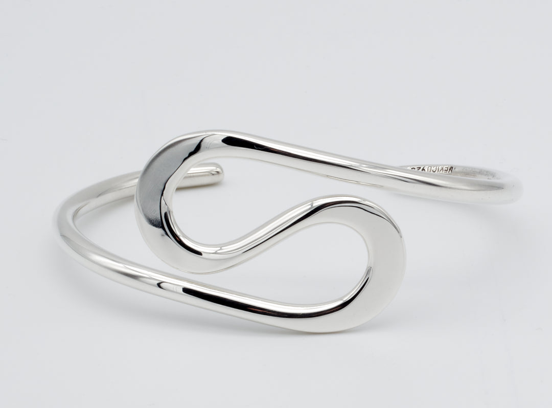 Double Wave Silver Cuff - Renata Rubio 92.5 - BJF901