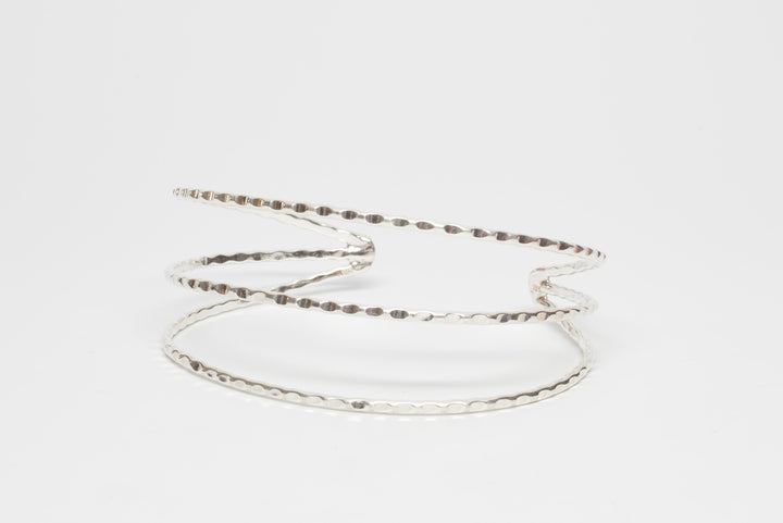 Fanned Silver Open Cuff - Renata Rubio 92.5 - BAJ499