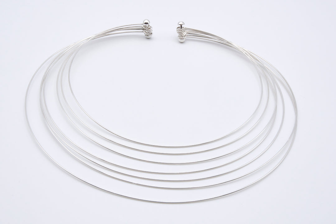 Fanned Thread Silver Hoops - Renata Rubio 92.5 - EMF100