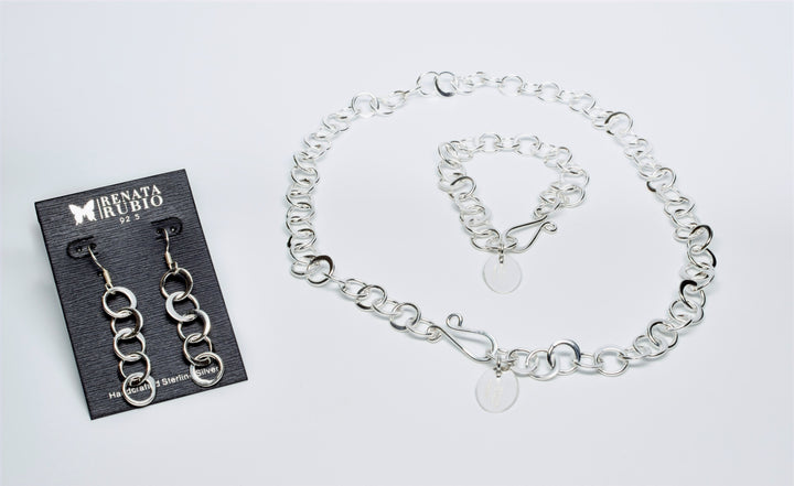 Flat Silver Circle Set of Necklace, Bracelet and Earrings - Renata Rubio 92.5