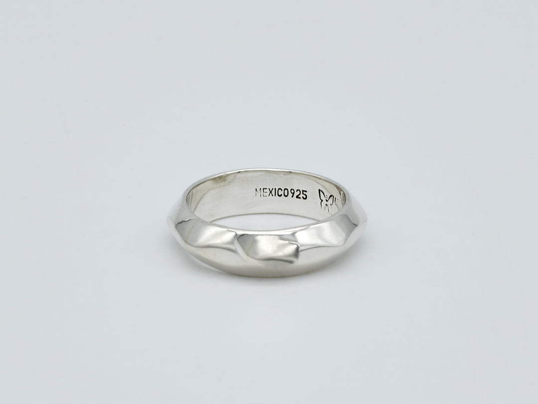 Flying Saucer Silver Ring - Renata Rubio 92.5