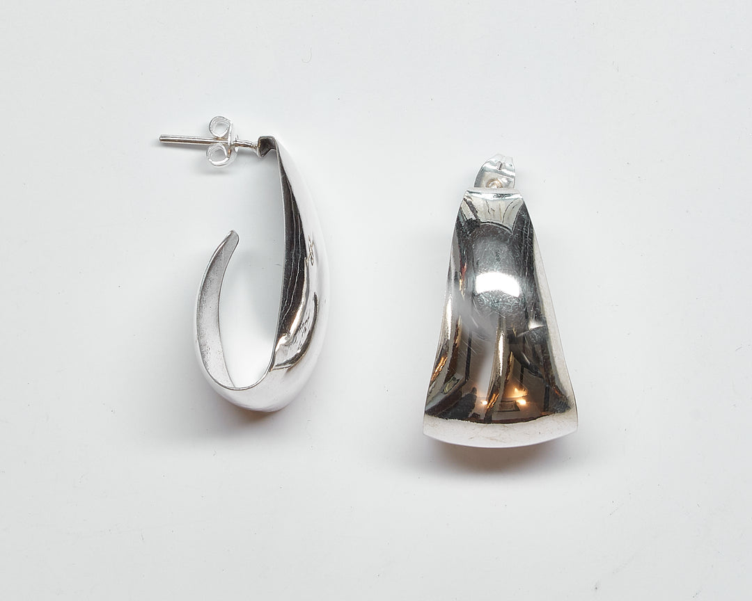 Folded Silver Hoop Earrings - Renata Rubio 92.5 - EAJ126