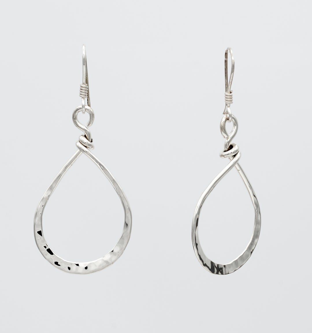 Hammered Silver Teardrop Dangle Earrings - Renata Rubio 92.5 - EJF252