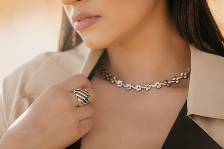 Oval and Wavy Silver Link Necklace on Model