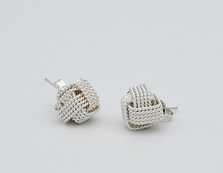 Love Knot Silver Post Earrings - Renata Rubio 92.5 - EET952