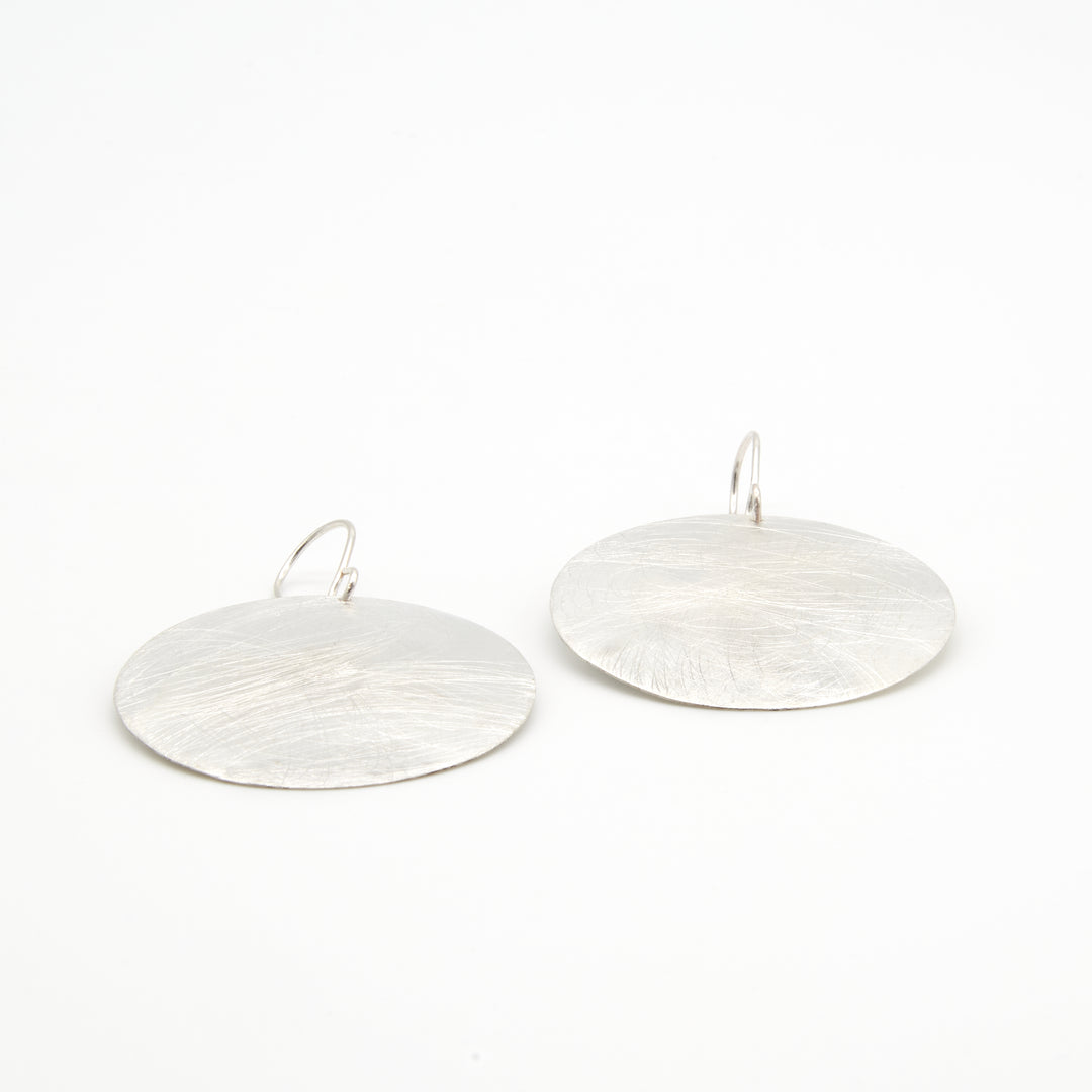 Matted Silver Disk Earrings - Renata Rubio 92.5 - EAJ139