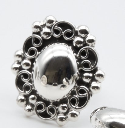 Oval Framed Silver Ring - Renata Rubio 92.5 - RGG182