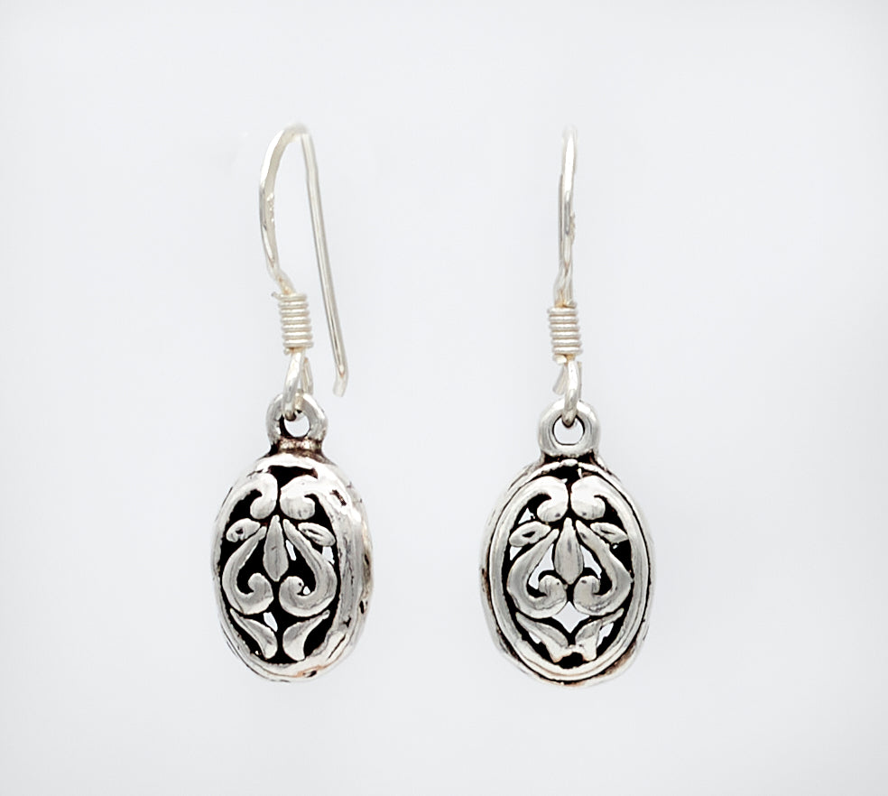 Oxidized Silver Oval Dangle Earrings - Renata Rubio 92.5 - EPS196