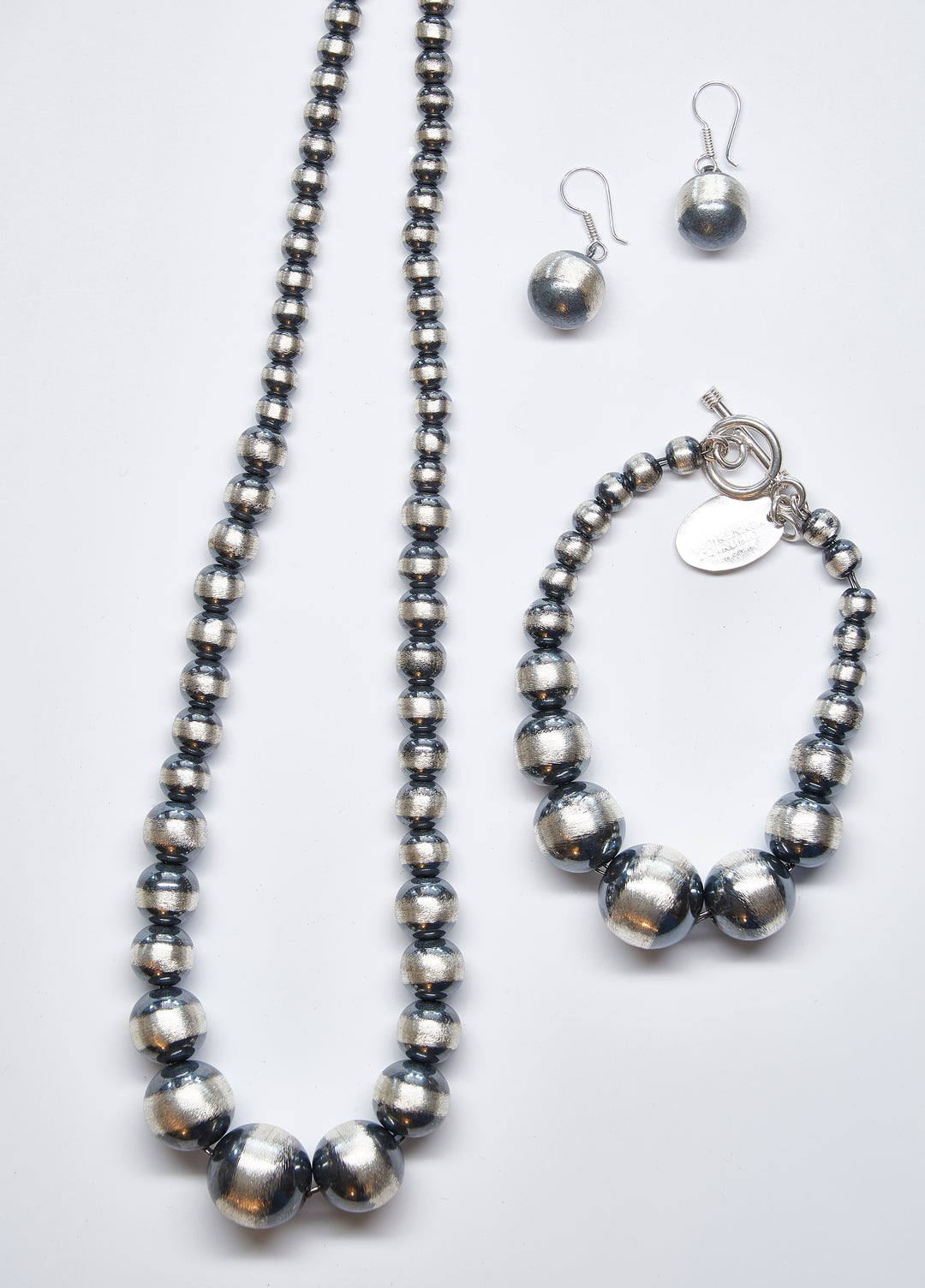 18" Graduated Oxidized Silver Beaded Set