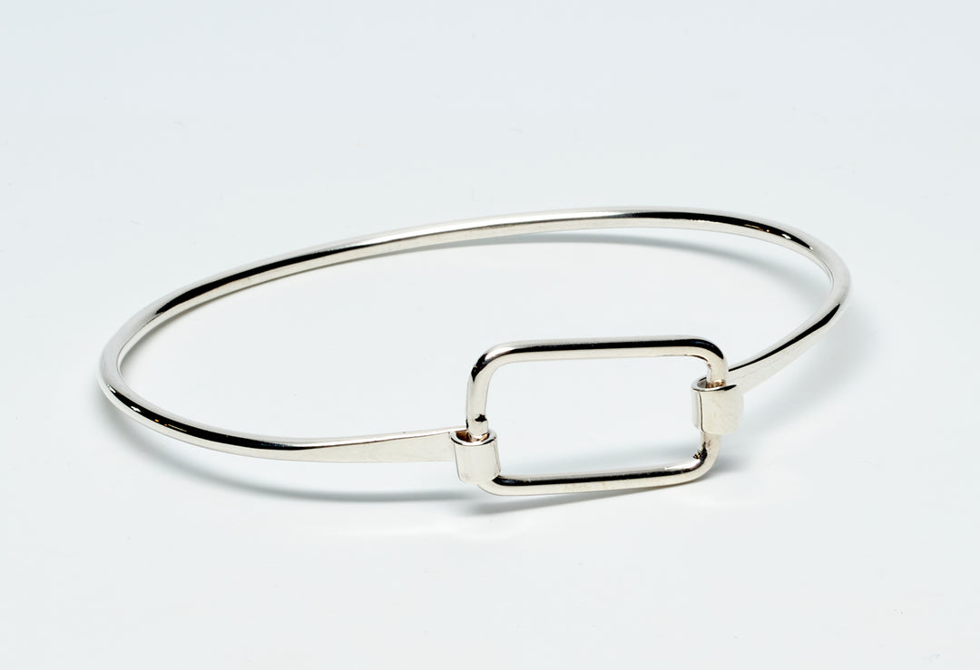 Rectangle Clasp Silver Bangle - Renata Rubio 92.5