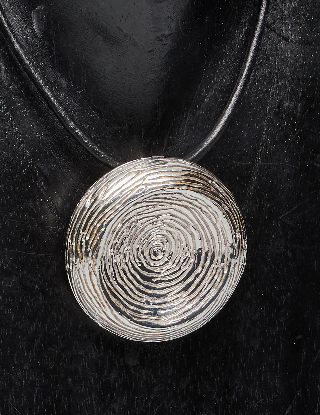 Round Silver Pendant with Lined Texture - Renata Rubio 92.5 - handmade sterling silver jewelry with lifetime warranty