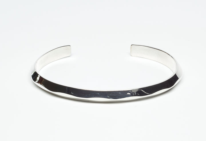 Silver Triangle Surface Bangle - Renata Rubio 92.5 - BGG226