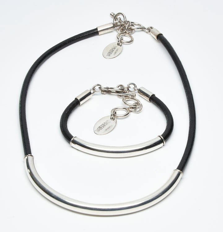 Silver Tube Leather Bracelet - Renata Rubio 92.5 - BED320