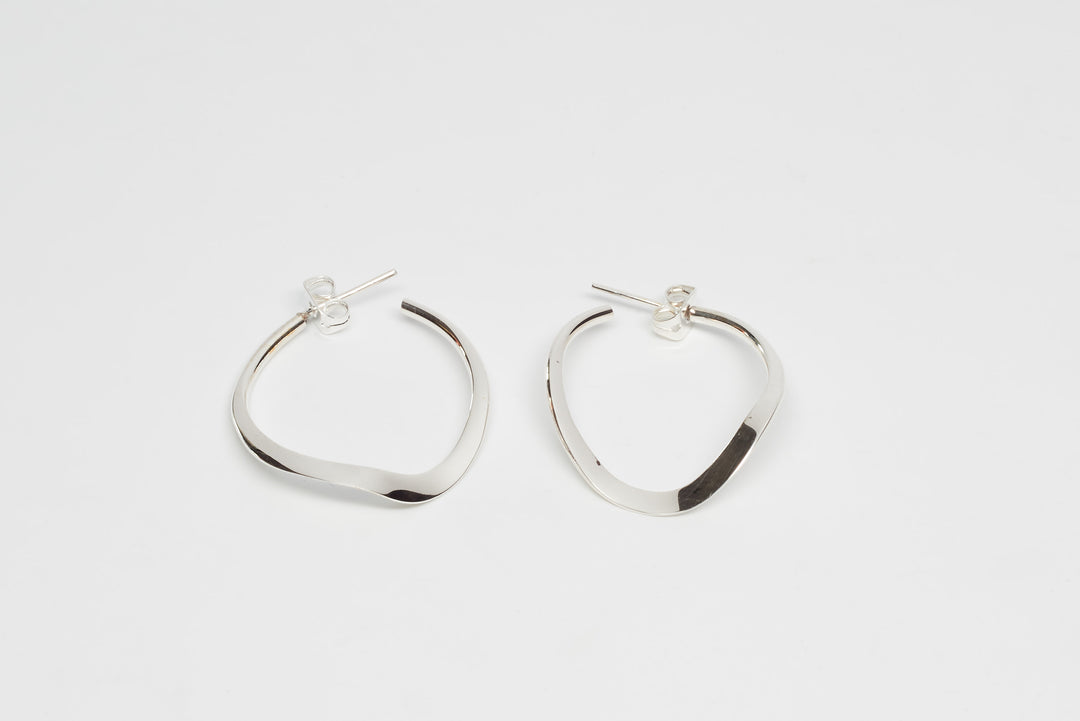 Silver Wavy Round Hoops - Renata Rubio 92.5 - EJF215