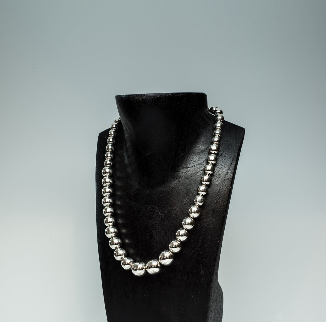 High Shine Silver 18" Graduated Bead Necklace