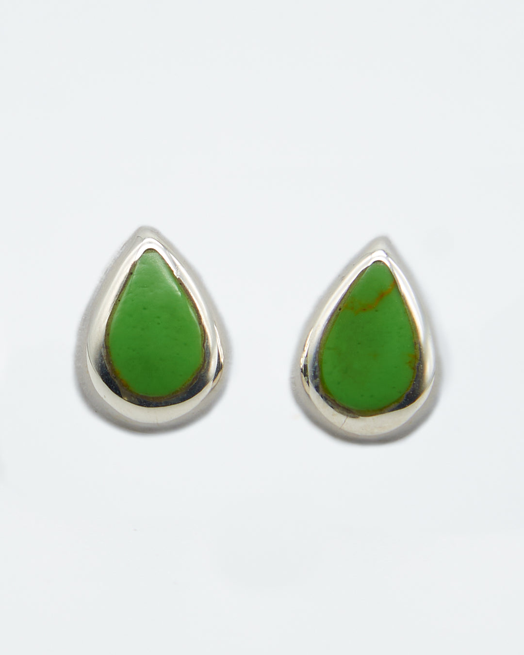 Teardrop sterling silver stud earrings with colorful gaspiate enamel by Renata Rubio 92.5