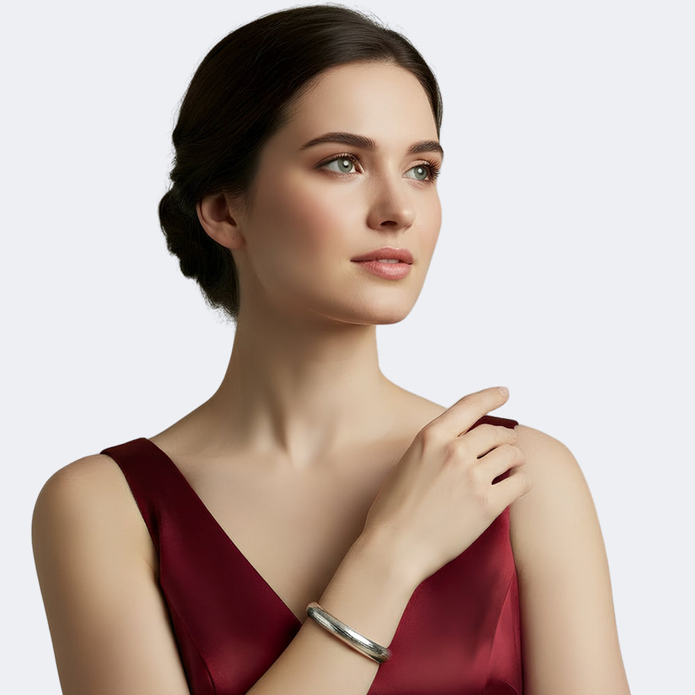 Thick Edged Silver Bangle - Renata Rubio 92.5