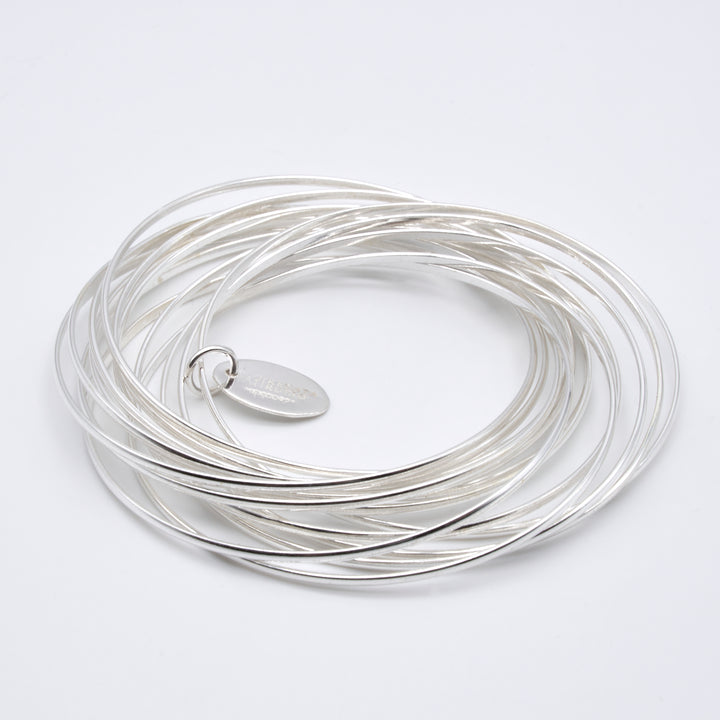 14 Interlined Silver Bangle - Renata Rubio 92.5