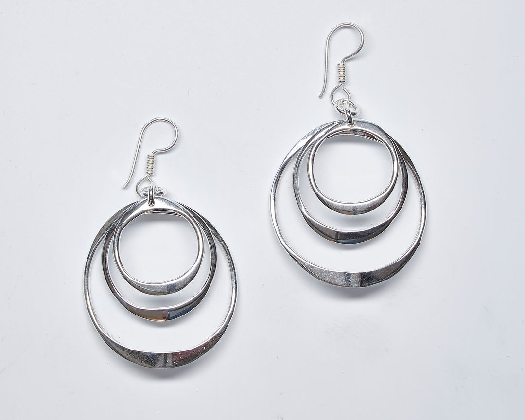 Triple Curved Silver Circle Earrings - Renata Rubio 92.5 - EGG820