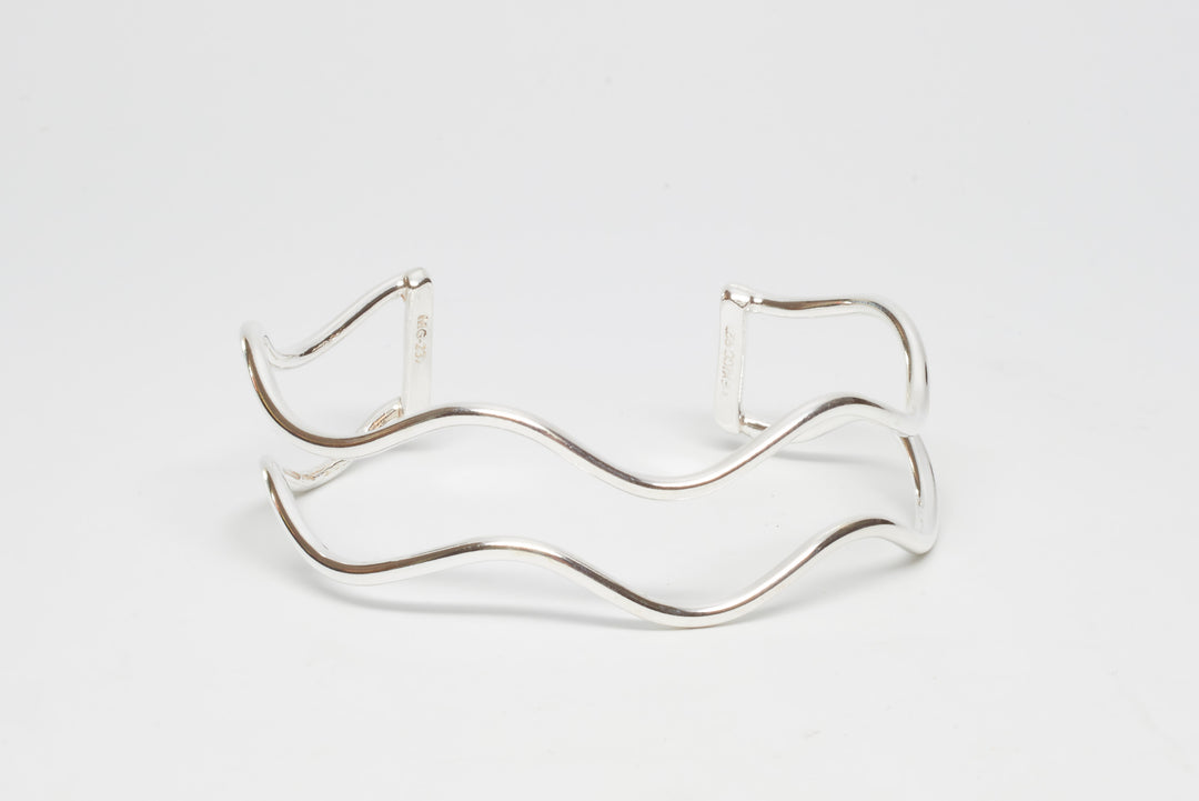 Twin Wave Sterling Silver Cuff - Renata Rubio 92.5 - BAJ493