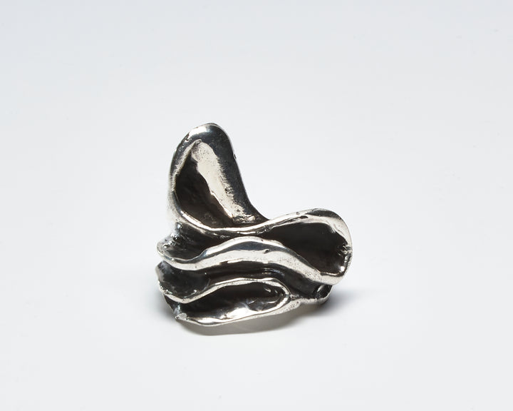 Oxidized sterling silver swirl ring with a wax cast sculptural design by Renata Rubio 92.5