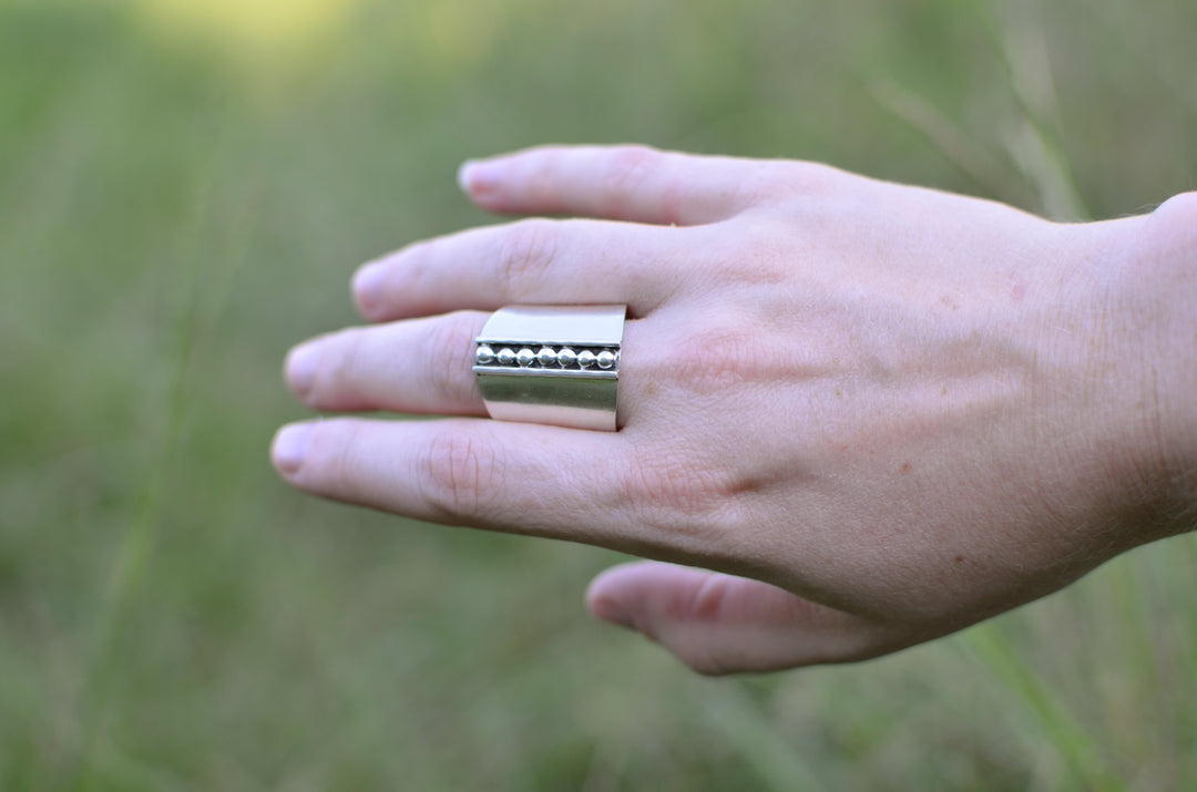 Tapered Sterling Silver Beaded Ring by Renata Rubio 92.5